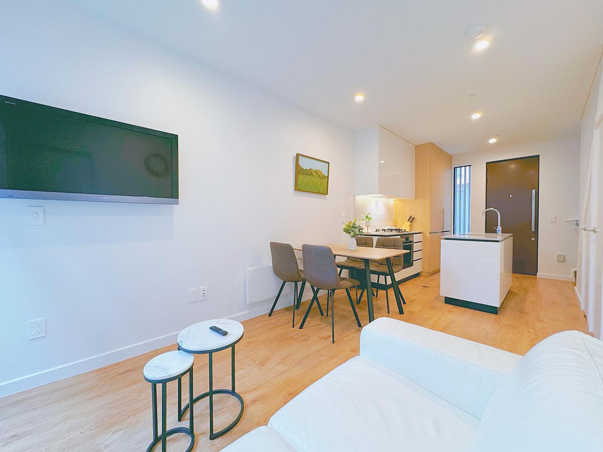 Luxurious New 2br In Wgtn Cbd