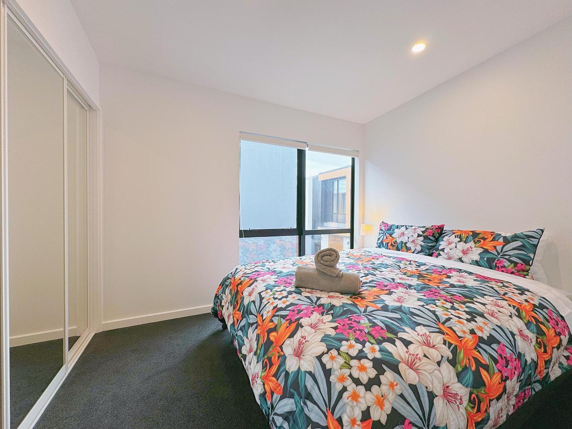 Luxurious New 2br In Wgtn Cbd Wellington