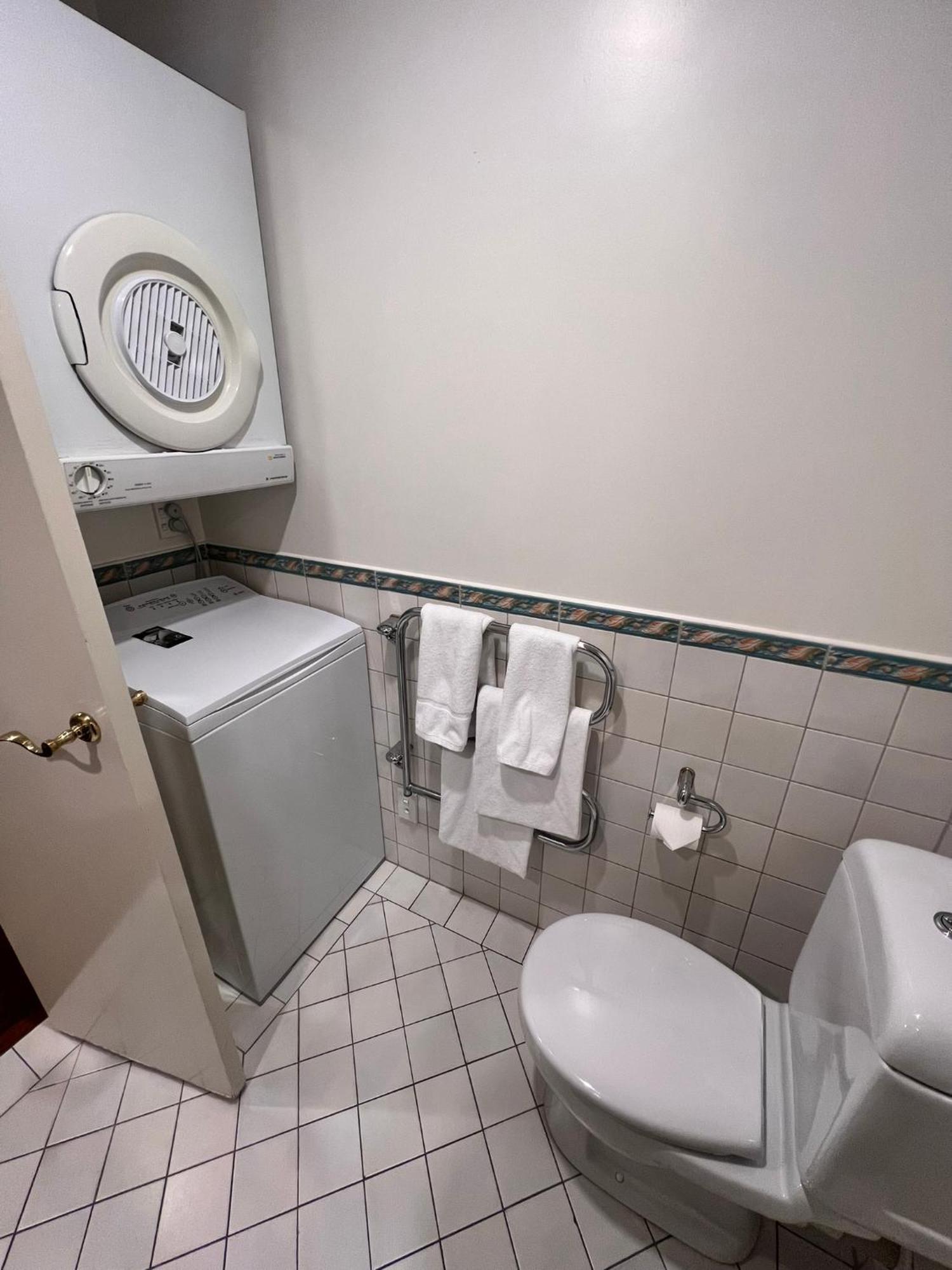 Quest Aparthotel 4*