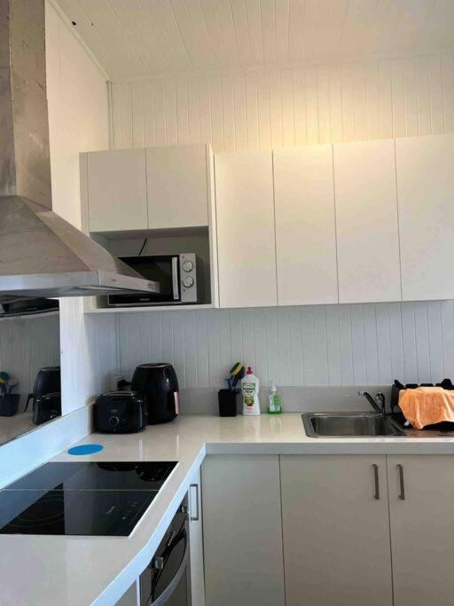 Sunny In Karori Apartment Wellington