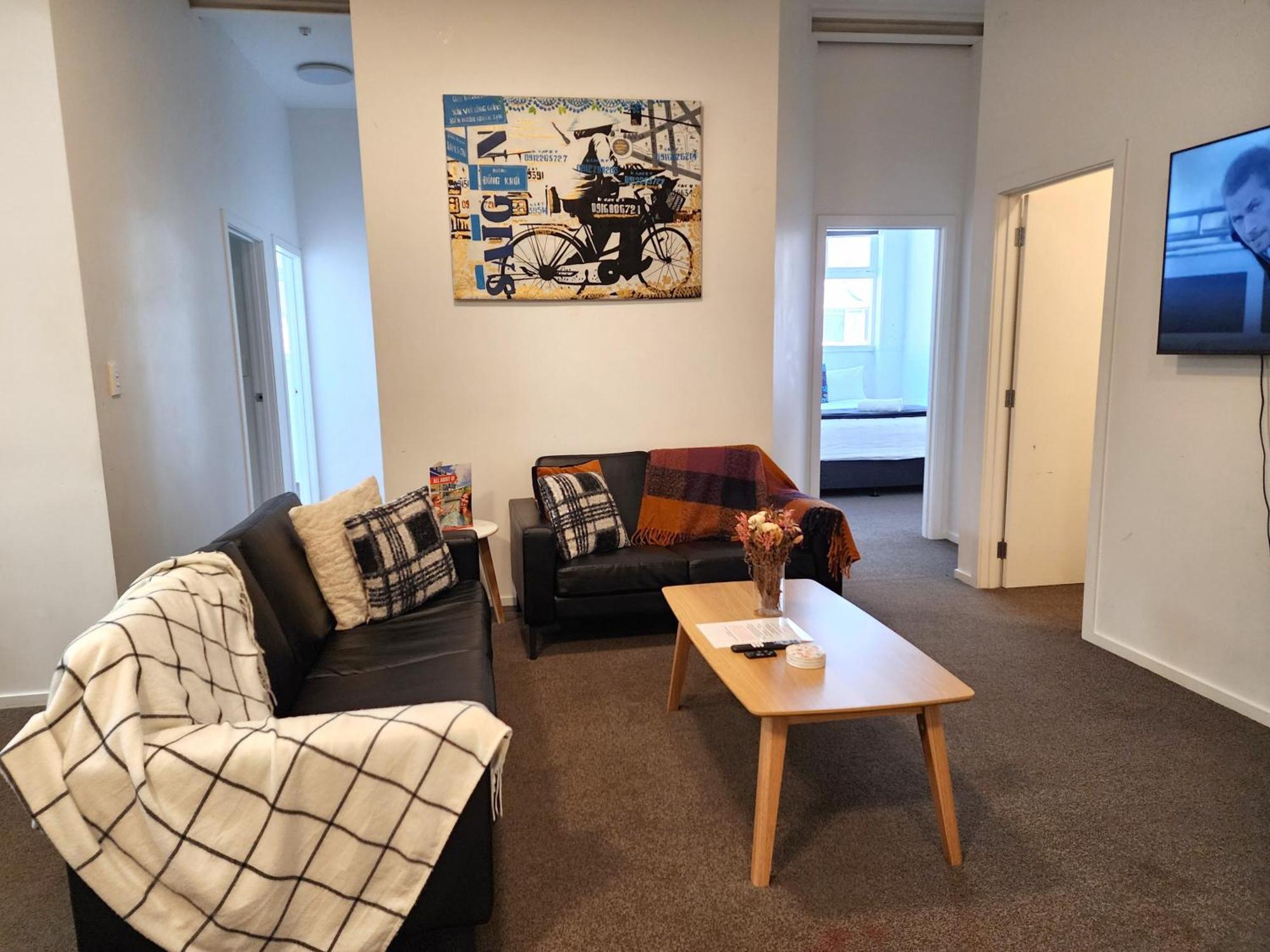 Apartment U On Webb *