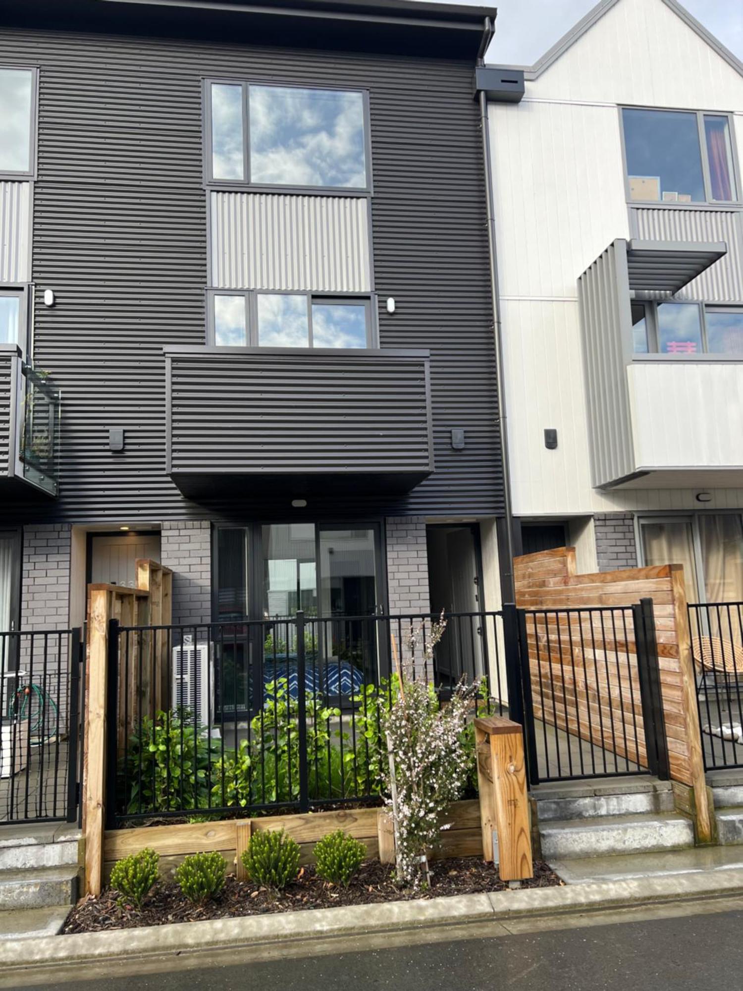 Cozy Townhouse * Wellington