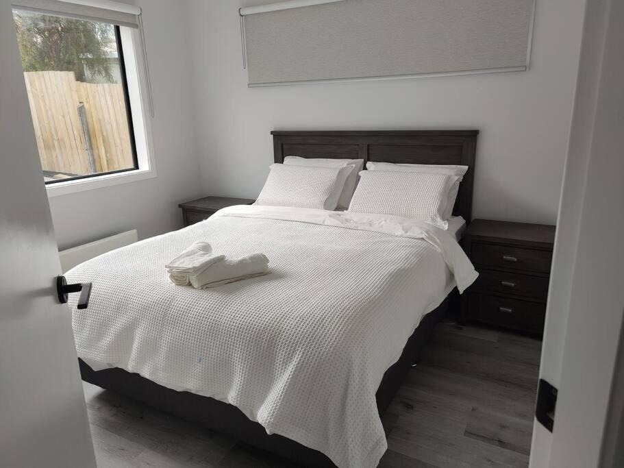 Newly Built Cheerful 3d Bedhouse, Tawa, *