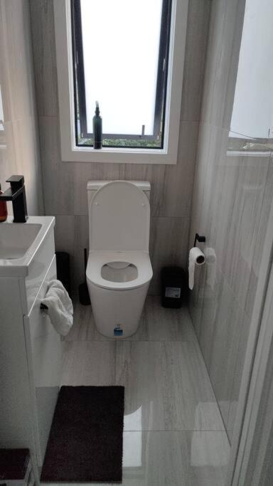 Newly Built Cheerful 3d Bedhouse, Tawa,