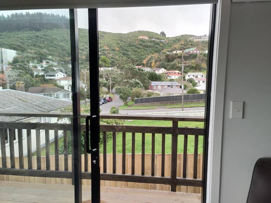 Holiday home Newly Built Cheerful 3d Bedhouse, Tawa, Wellington