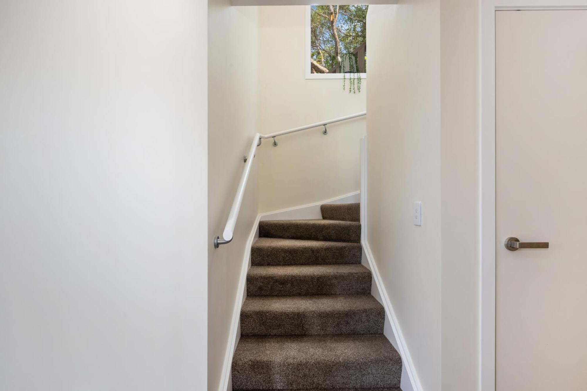 Stunning View, Privacy, Close To Ferry & Brand-new Holiday home Wellington