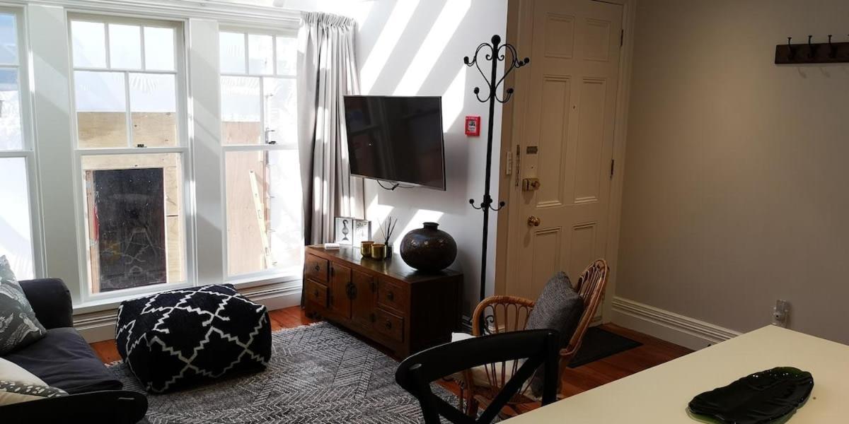 Stylish City With Free Undercover Parking Holiday home Wellington