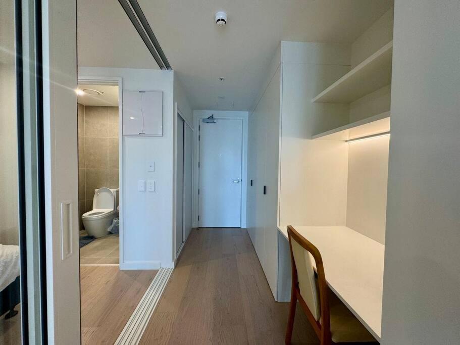 Fancy Stylish And New Apartment Wellington