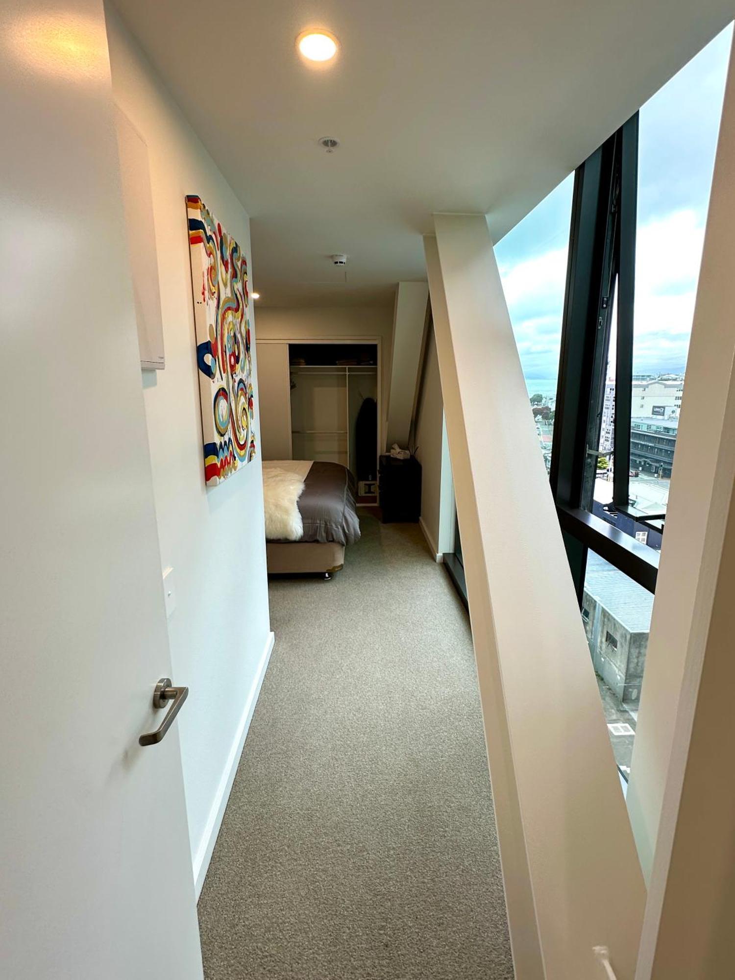 Brand New Cbd High Rise 1 Bed With Ocean View On The Doorstep Of Courtenay Place Apartment