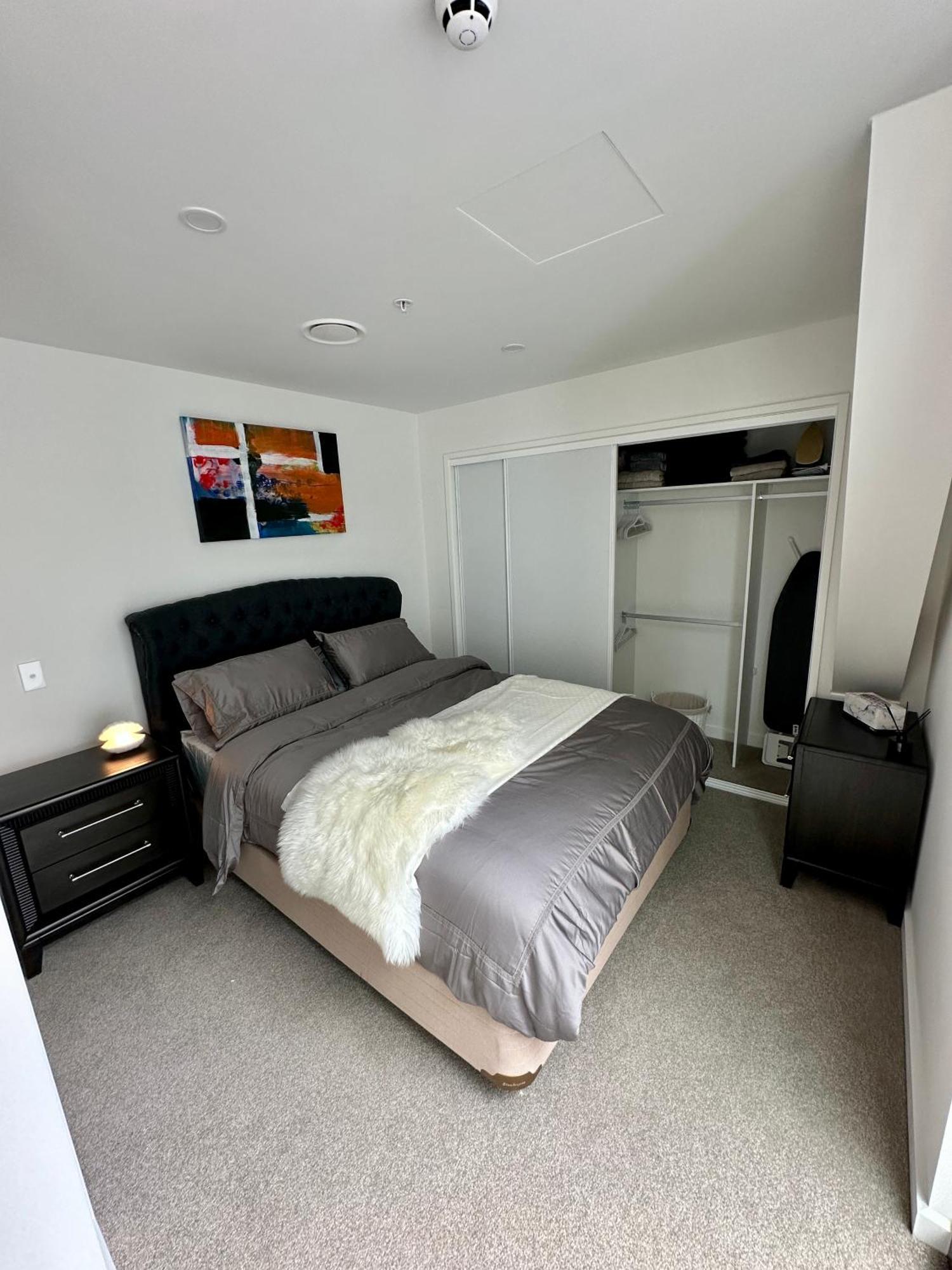 Apartment Brand New Cbd High Rise 1 Bed With Ocean View On The Doorstep Of Courtenay Place *