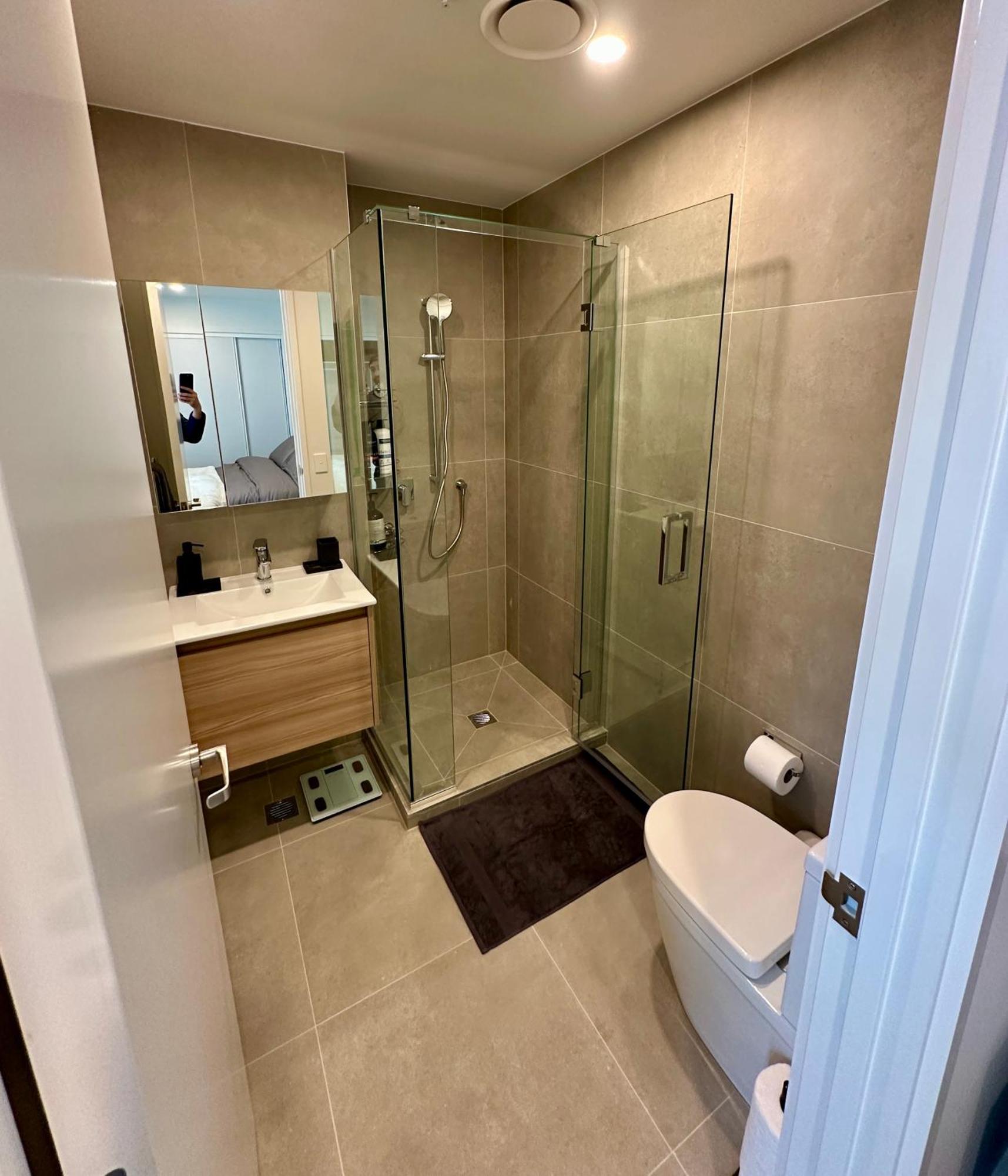 Apartment Brand New Cbd High Rise 1 Bed With Ocean View On The Doorstep Of Courtenay Place *