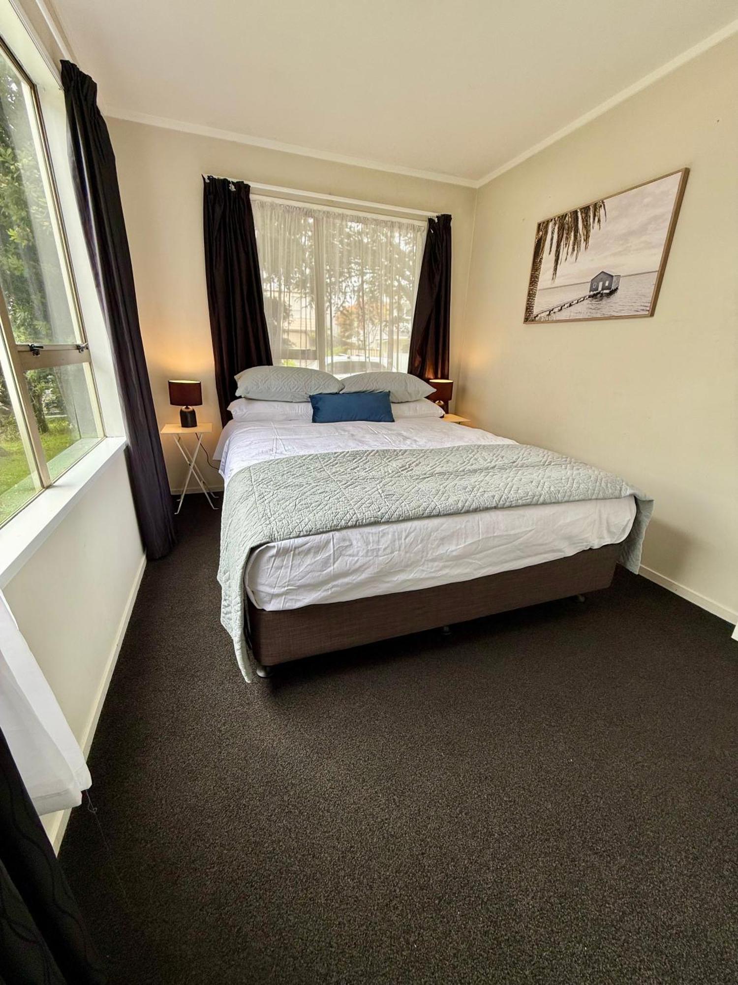 Tawa Holiday home