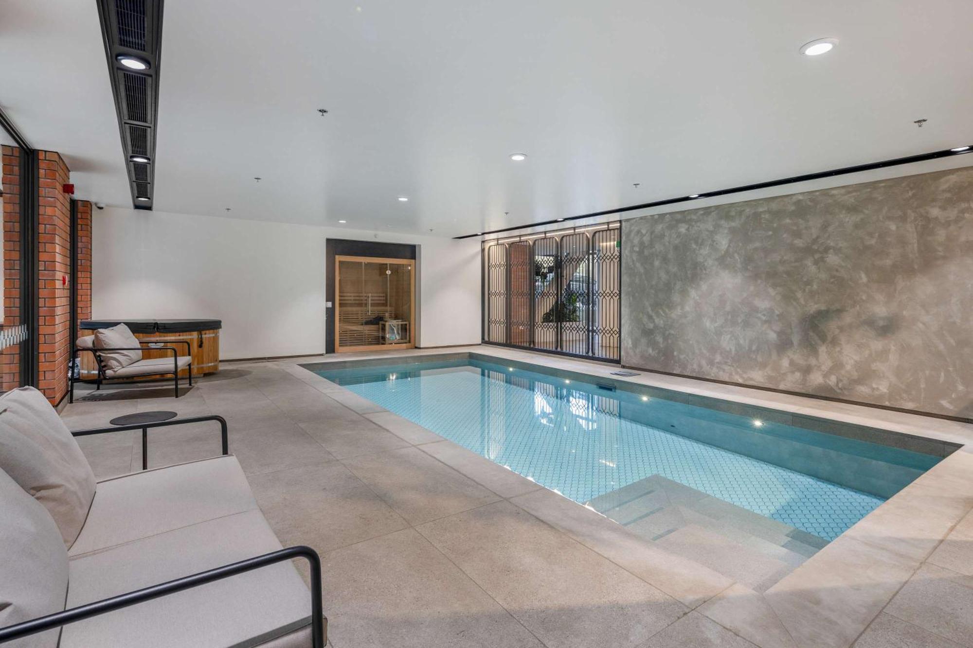 Stylish On Courtenay - 1br