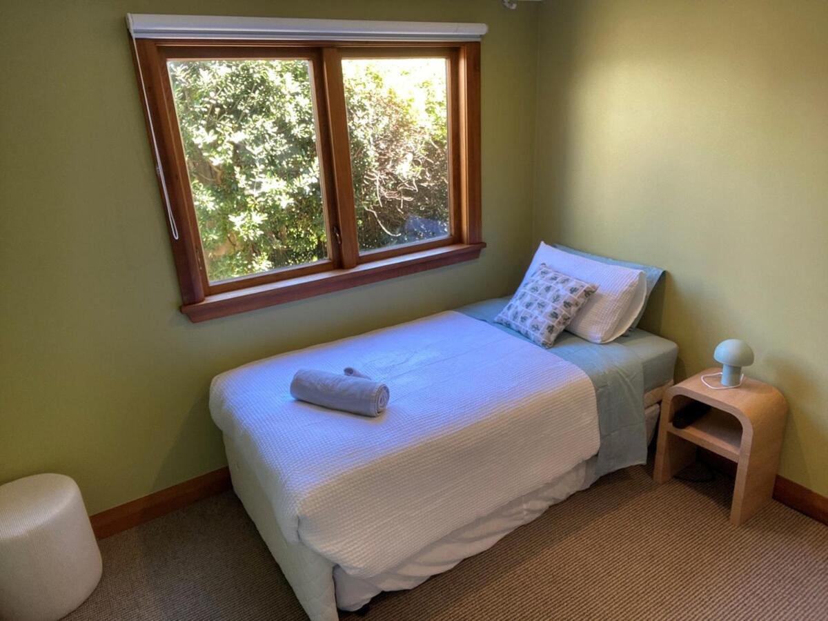 Spacious Family Oasis * Wellington