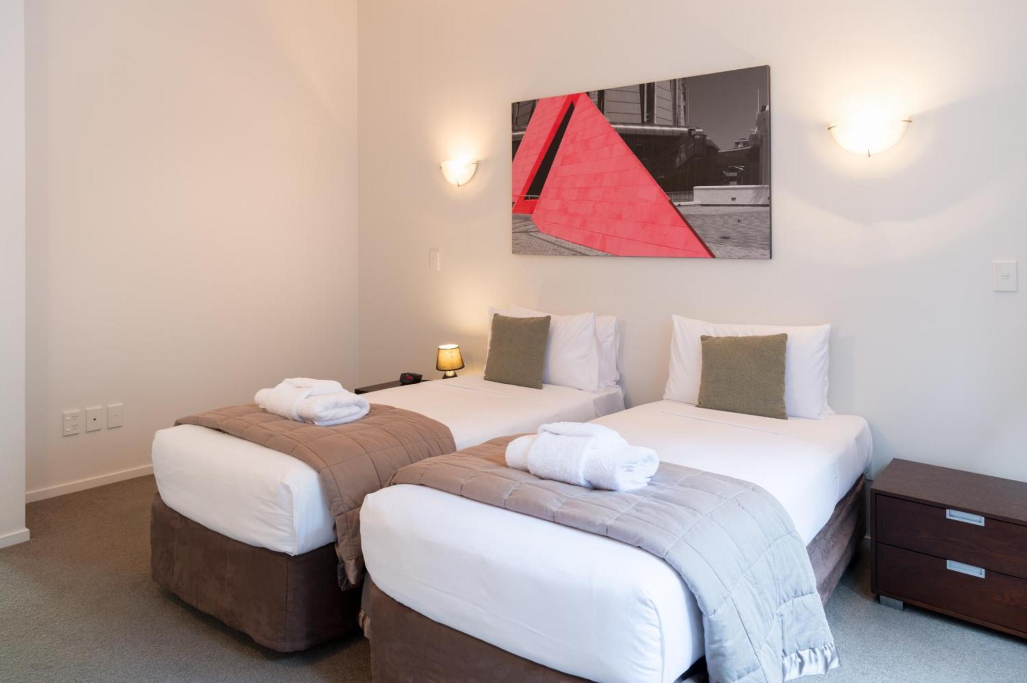 Willis Village 4* Wellington