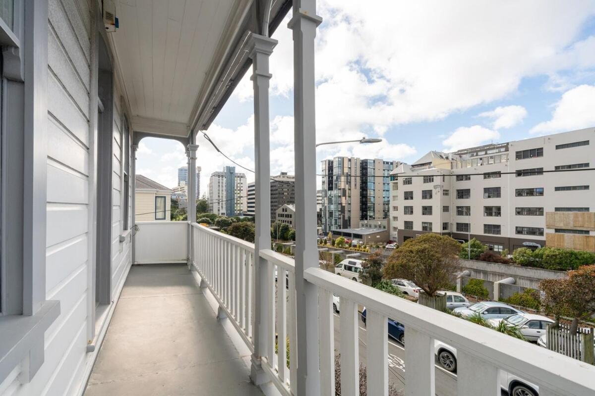 Apartment 2 Bedroom Where Modern Luxury Meets Historic Charm Wellington