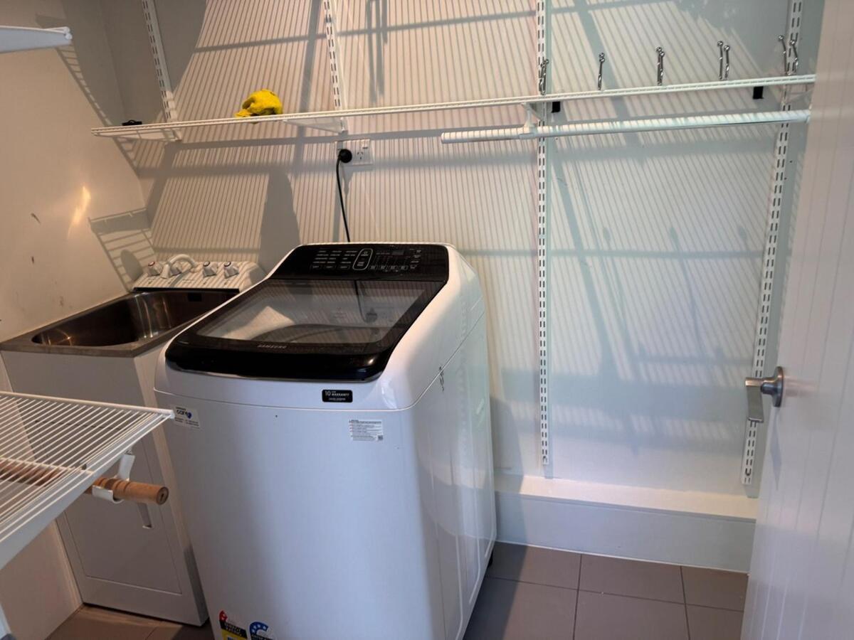 Modern Two Bedroom Apartment Wellington