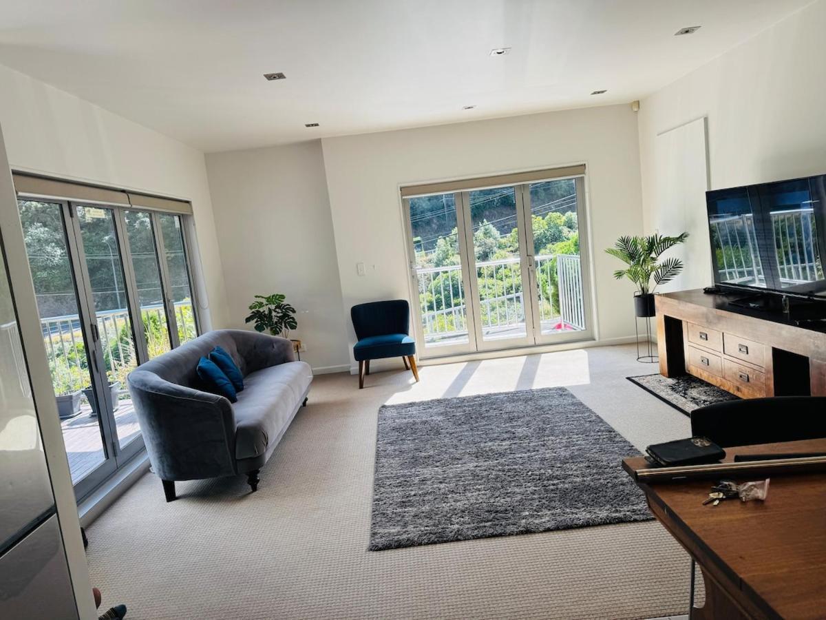 Apartment Modern Two Bedroom