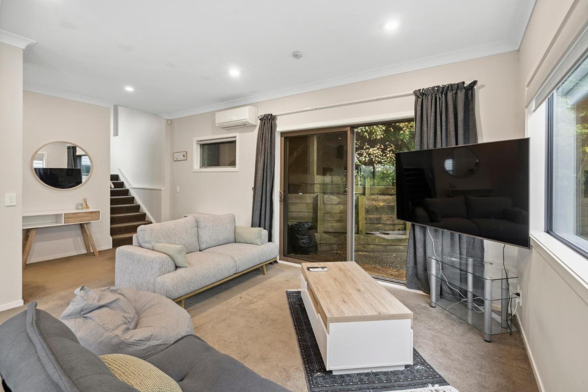 Urban Oasis - Johnsonville Holiday home Wellington