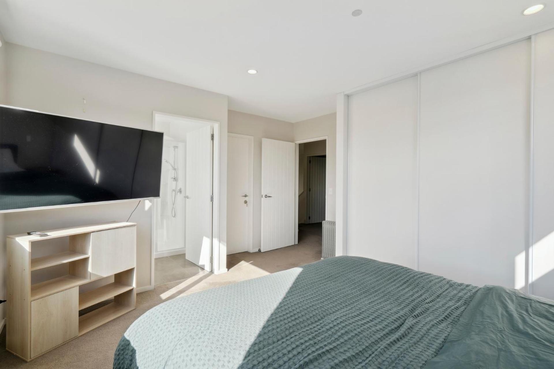 Urban Oasis - Johnsonville Holiday home Wellington