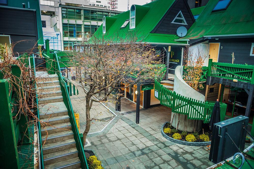 Willis Village Aparthotel 4*