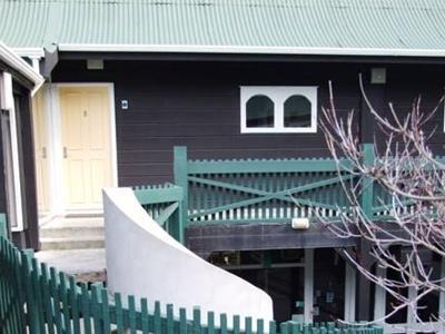 Willis Village 4*