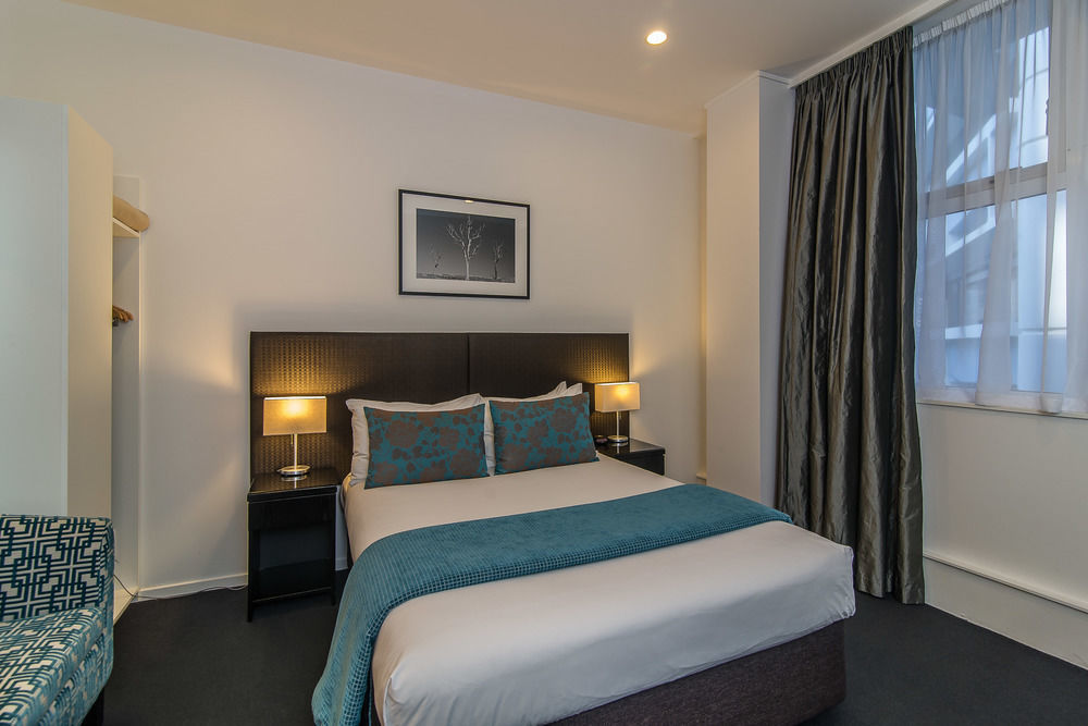 Gilmer Aparthotel