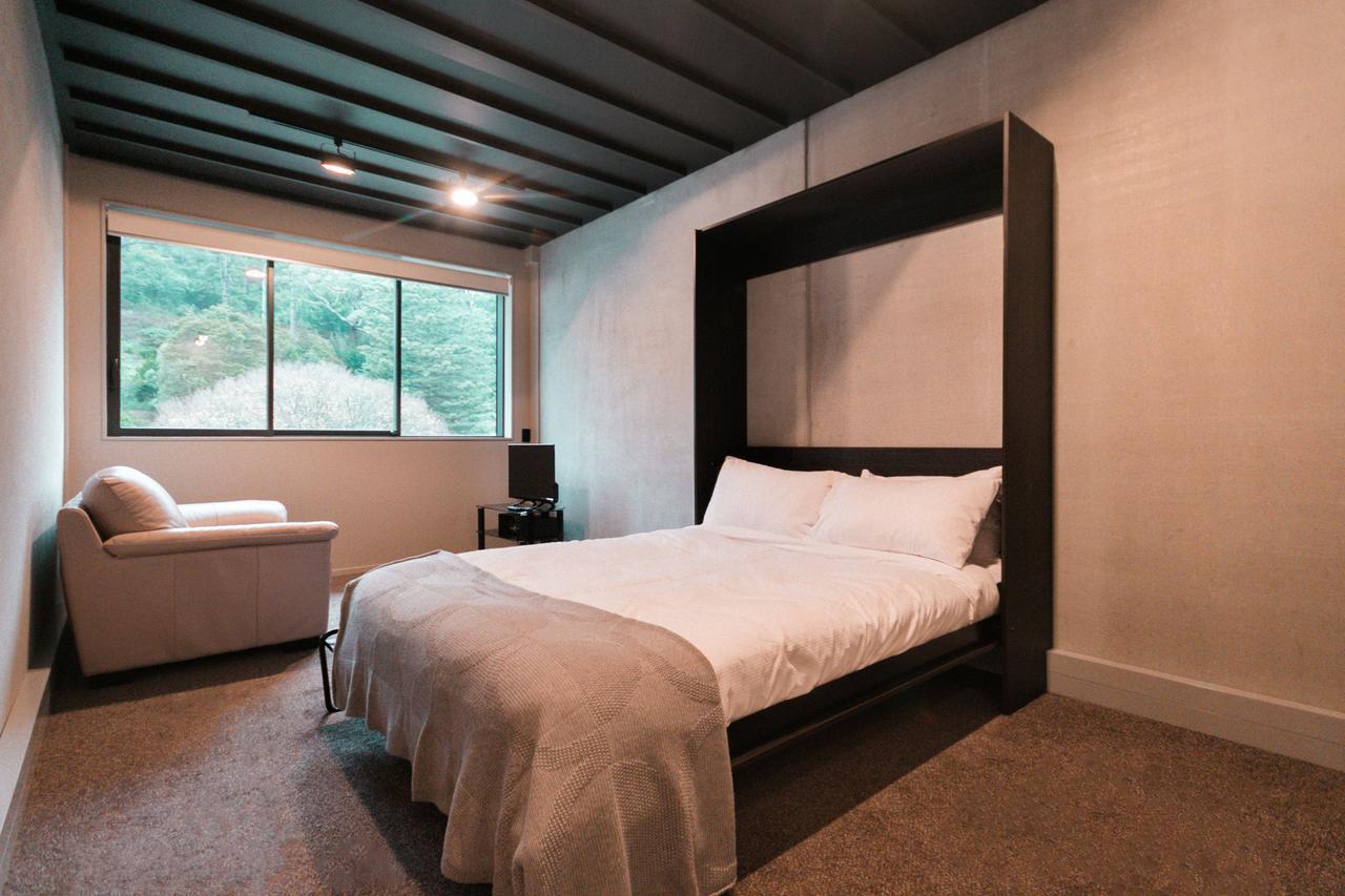Beautiful Botanic Garden Apartment