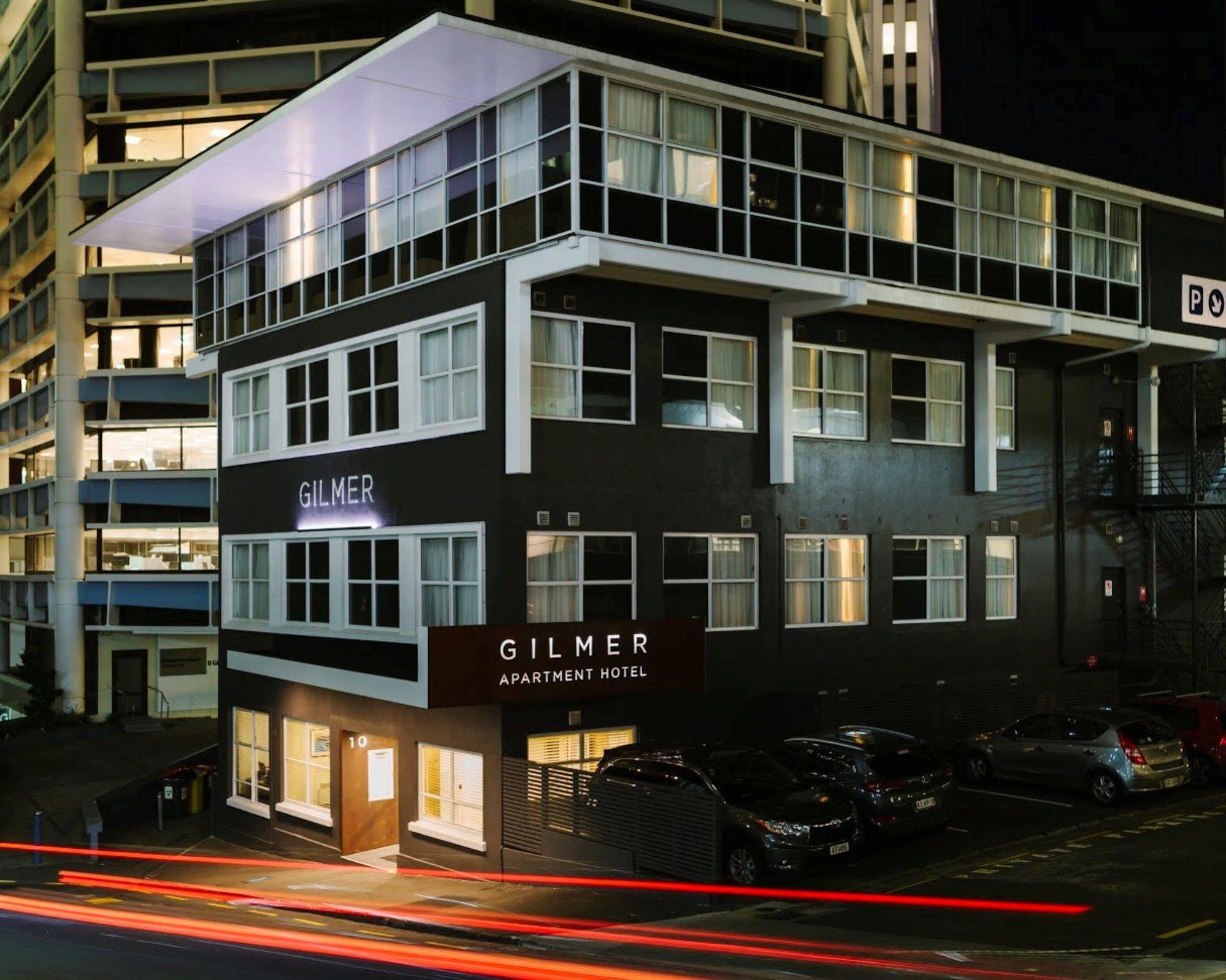 Gilmer Aparthotel 4*