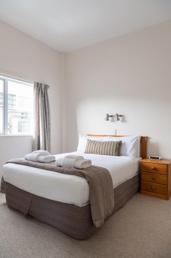 Aparthotel Courtenay Village