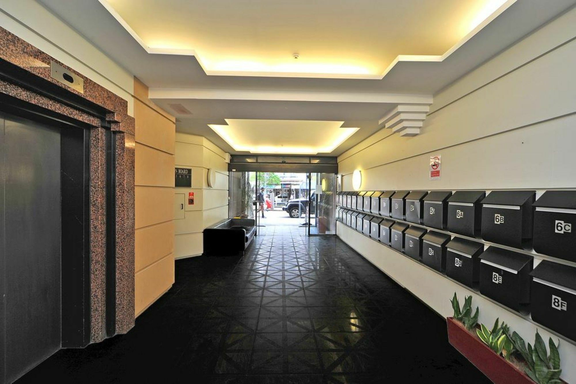 Albergue The Setup On Dixon -