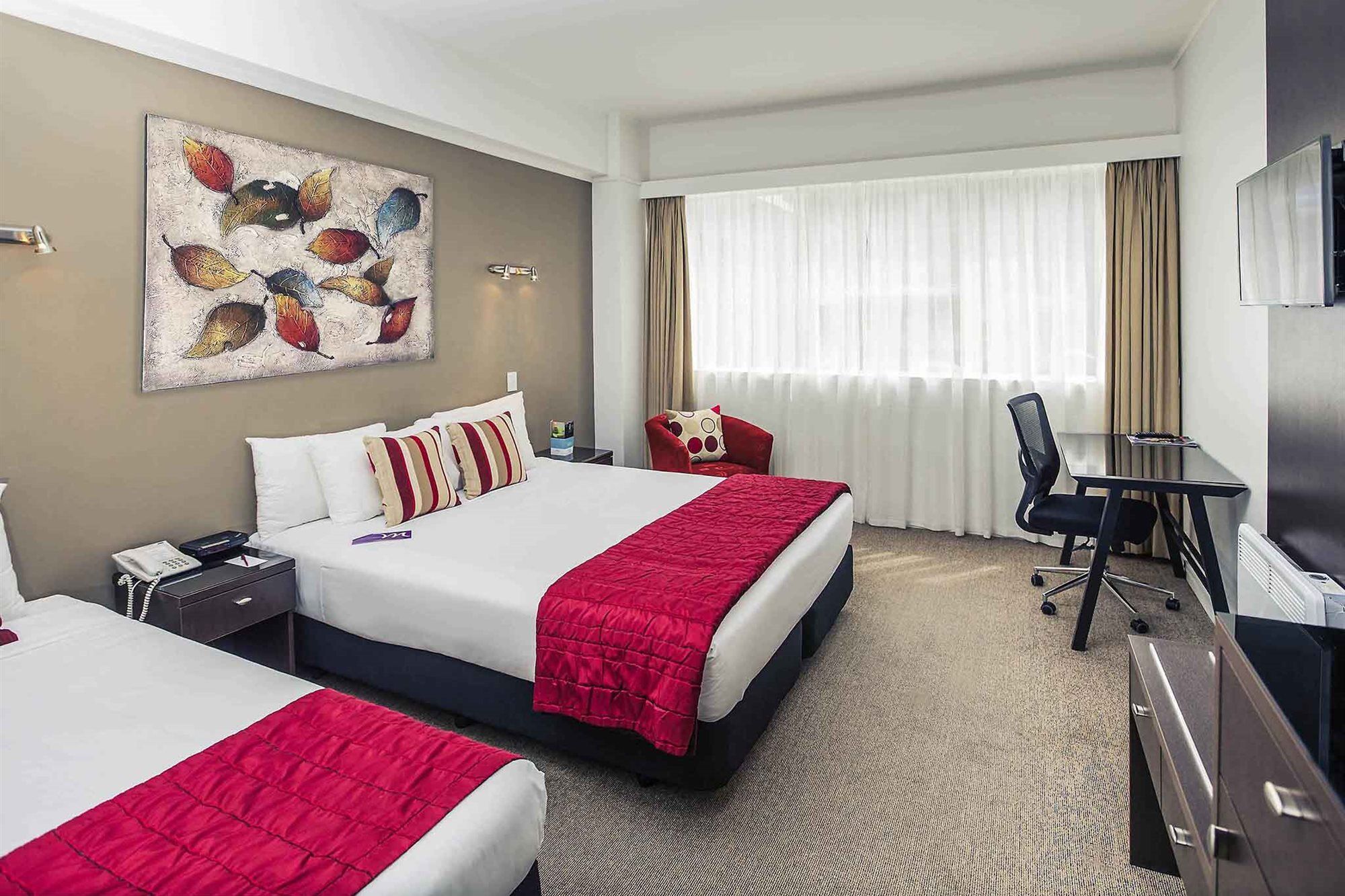Mercure Abel Tasman Hotel 3*