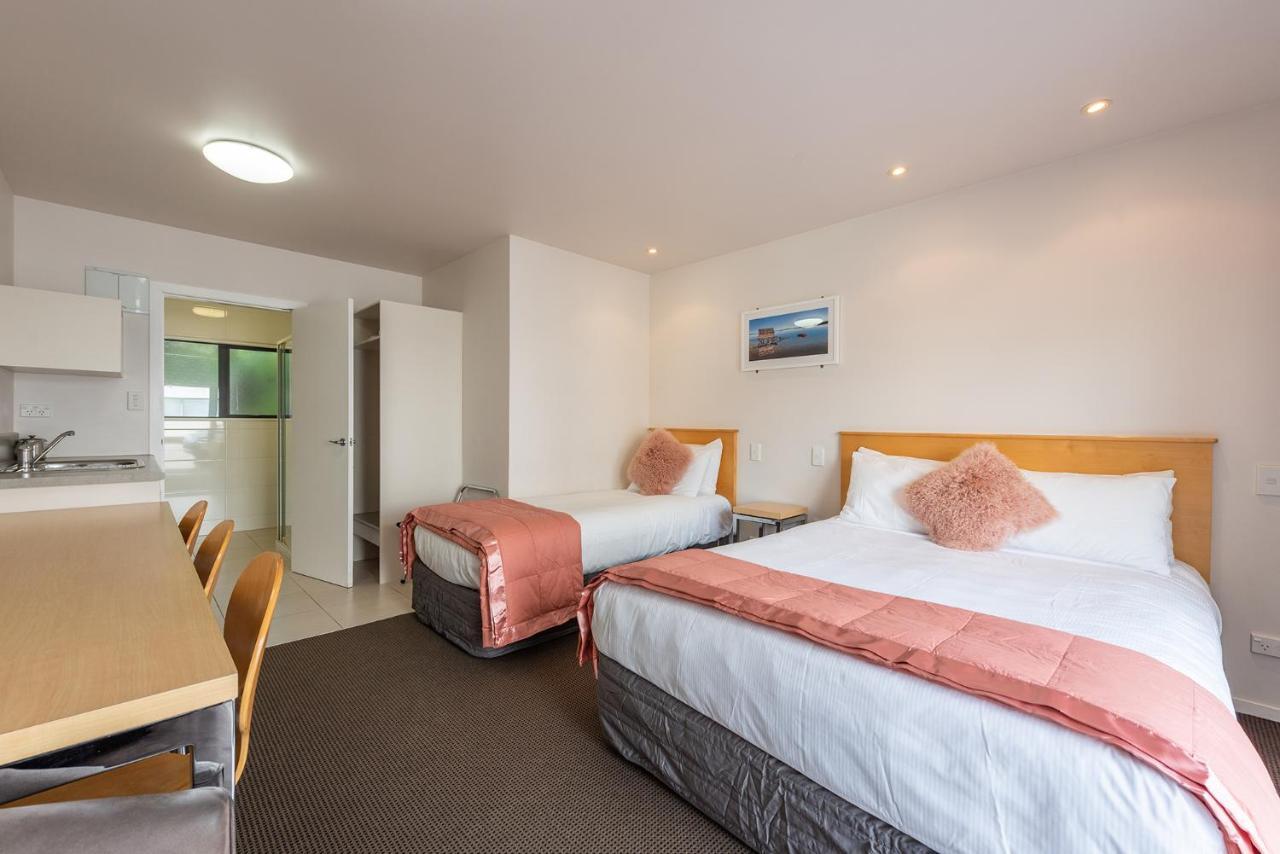 Apollo - Free Parking 4*
