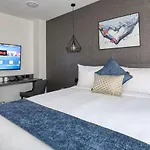 Microtel By Wyndham Wellington