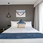 Microtel By Wyndham Wellington