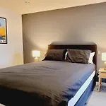 Modern City Apartment W Free Parking