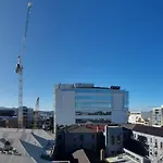 Modern City Apartment W Free Parking