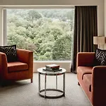 Bolton Hotel