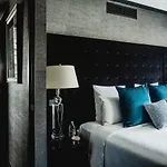 Bolton Hotel