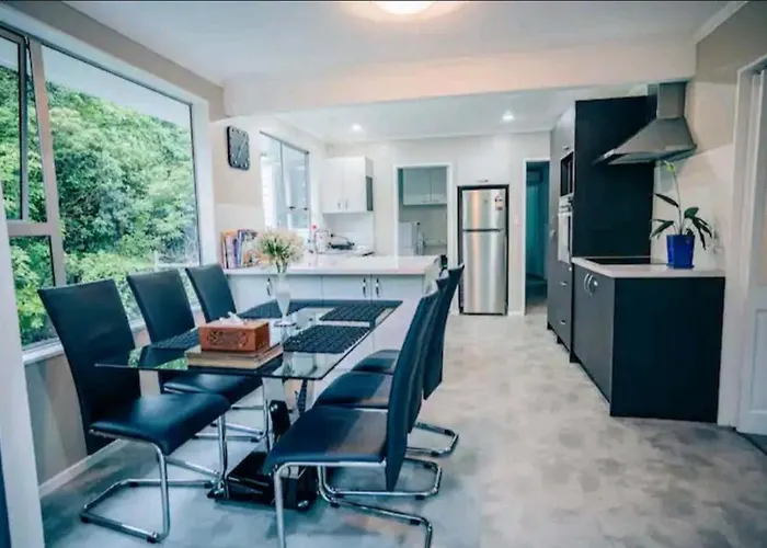 Warm, Tidy , Quiet Vacation Home