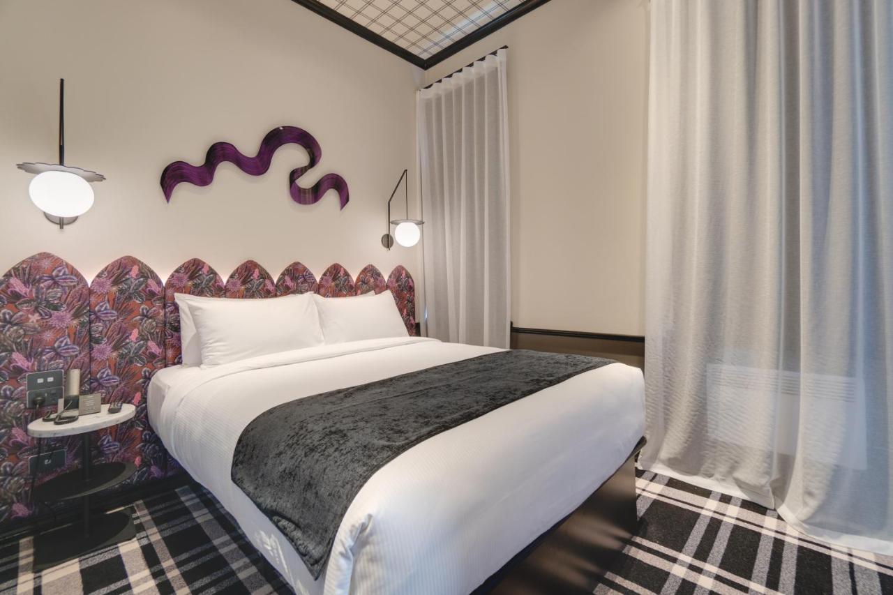 Naumi Hotel 4*