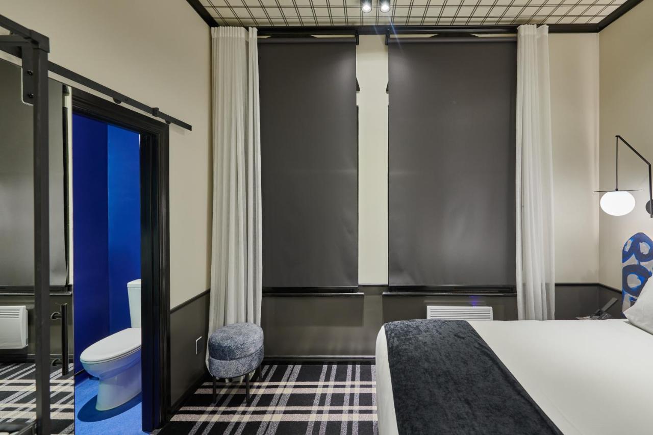 Naumi Hotel