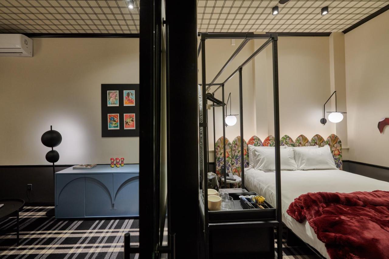 Naumi Hotel