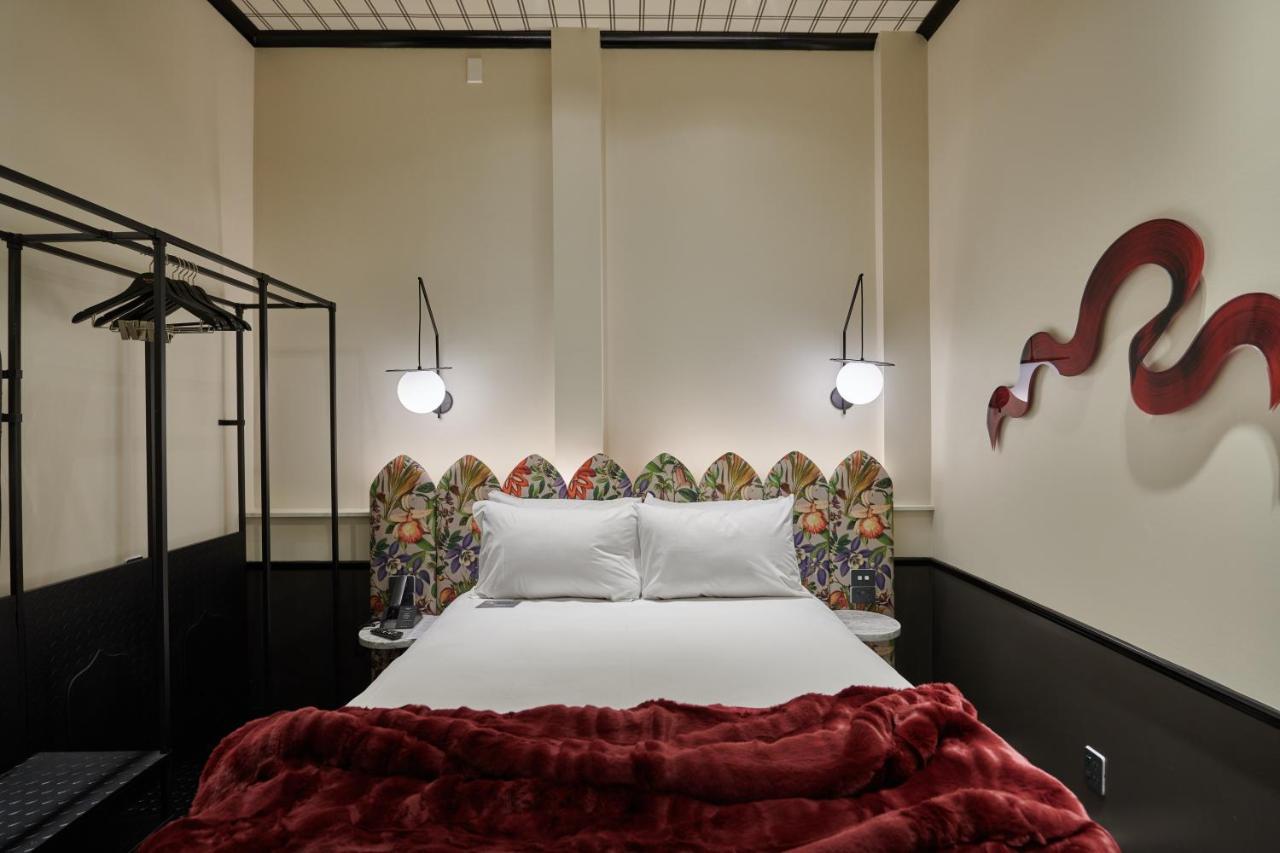 Naumi Hotel