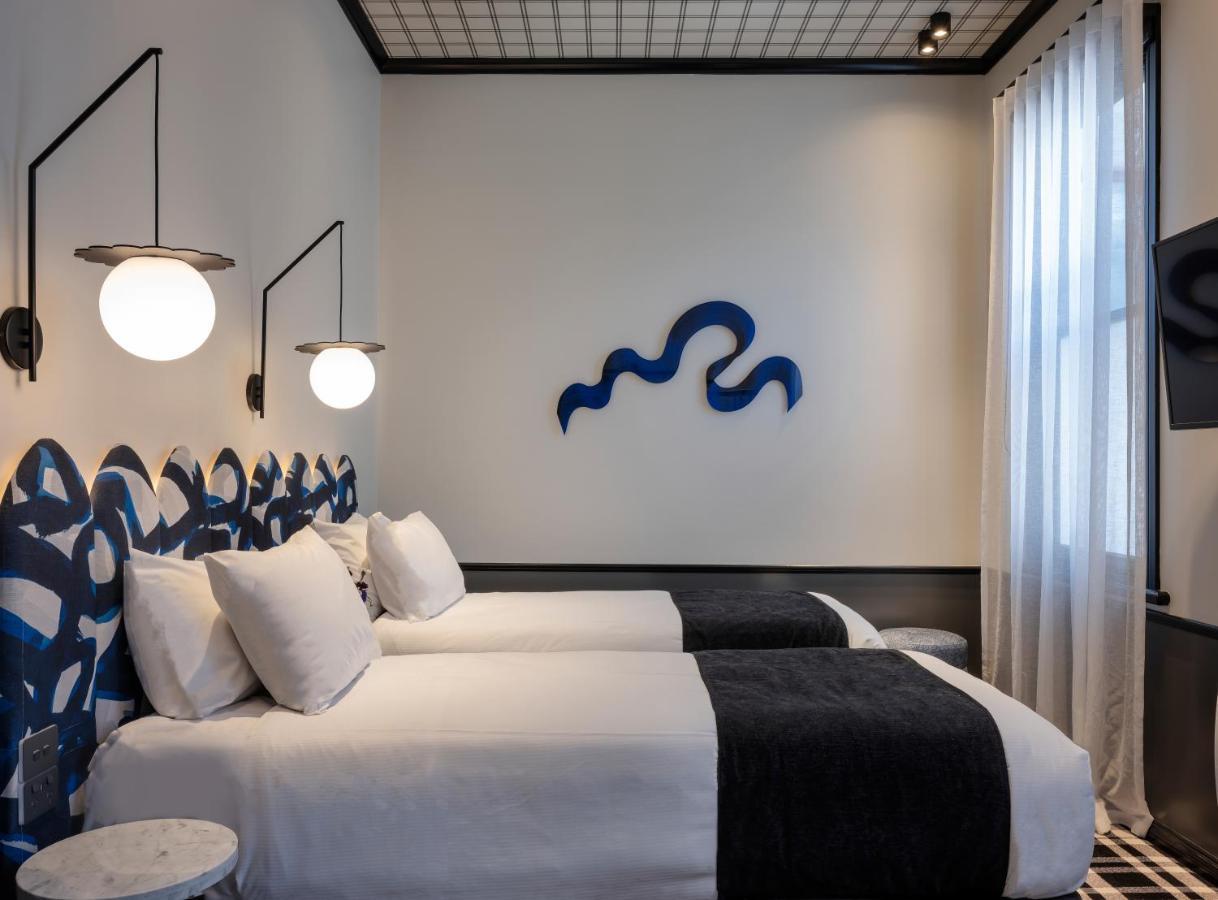Naumi Hotel
