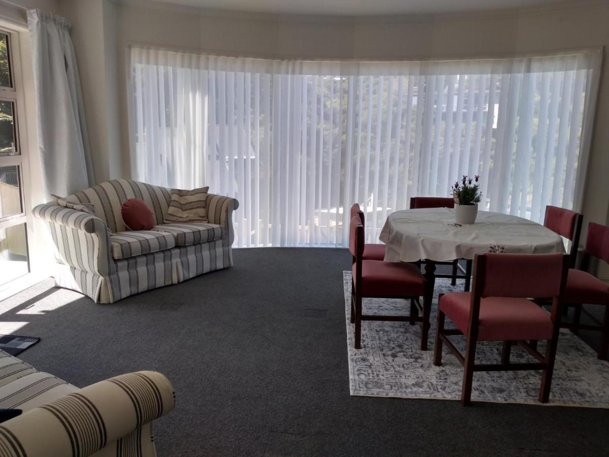 Quiet Location With View And Public Transport Apartment *