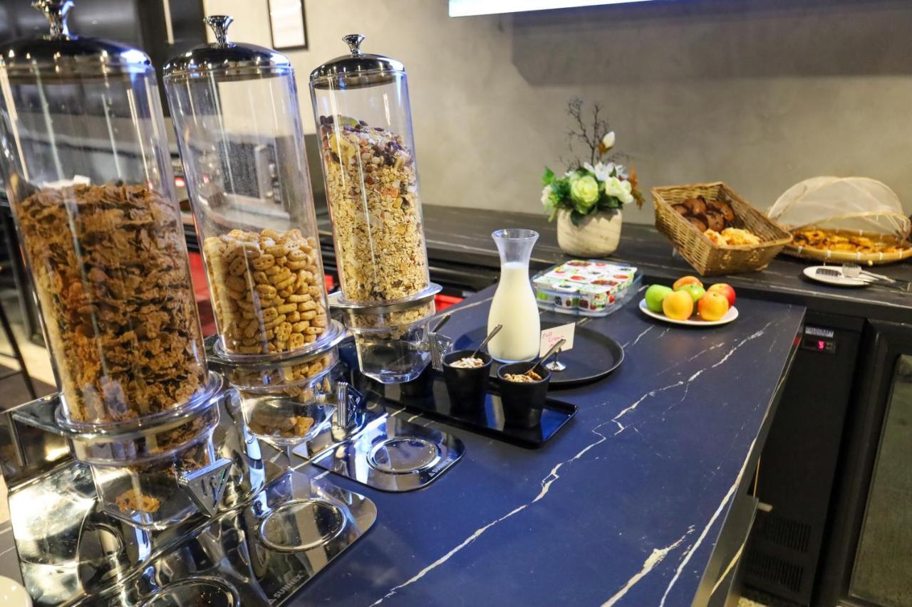 Microtel By Wyndham Hotel