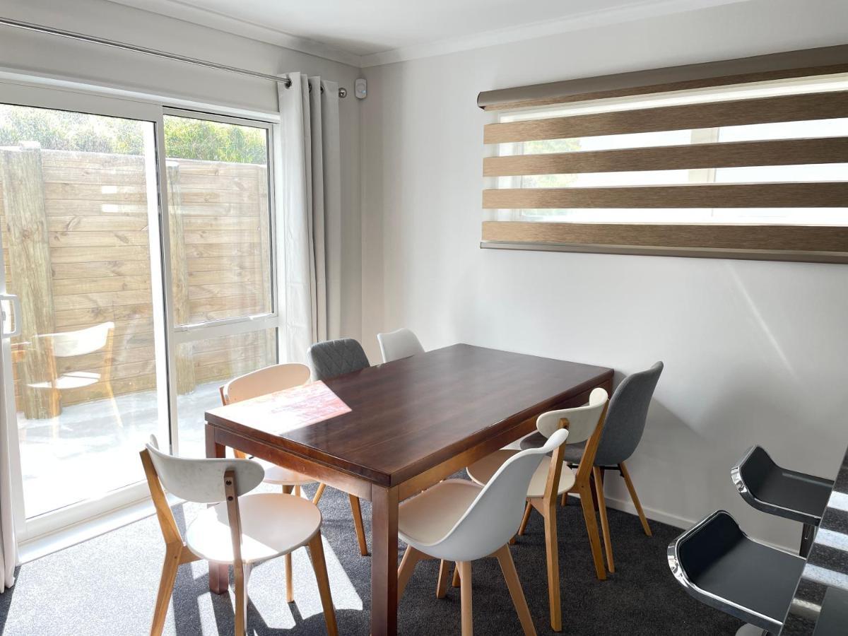 No Party Allowed, Brand New, Unlimited Fibre Wifi Holiday home Wellington