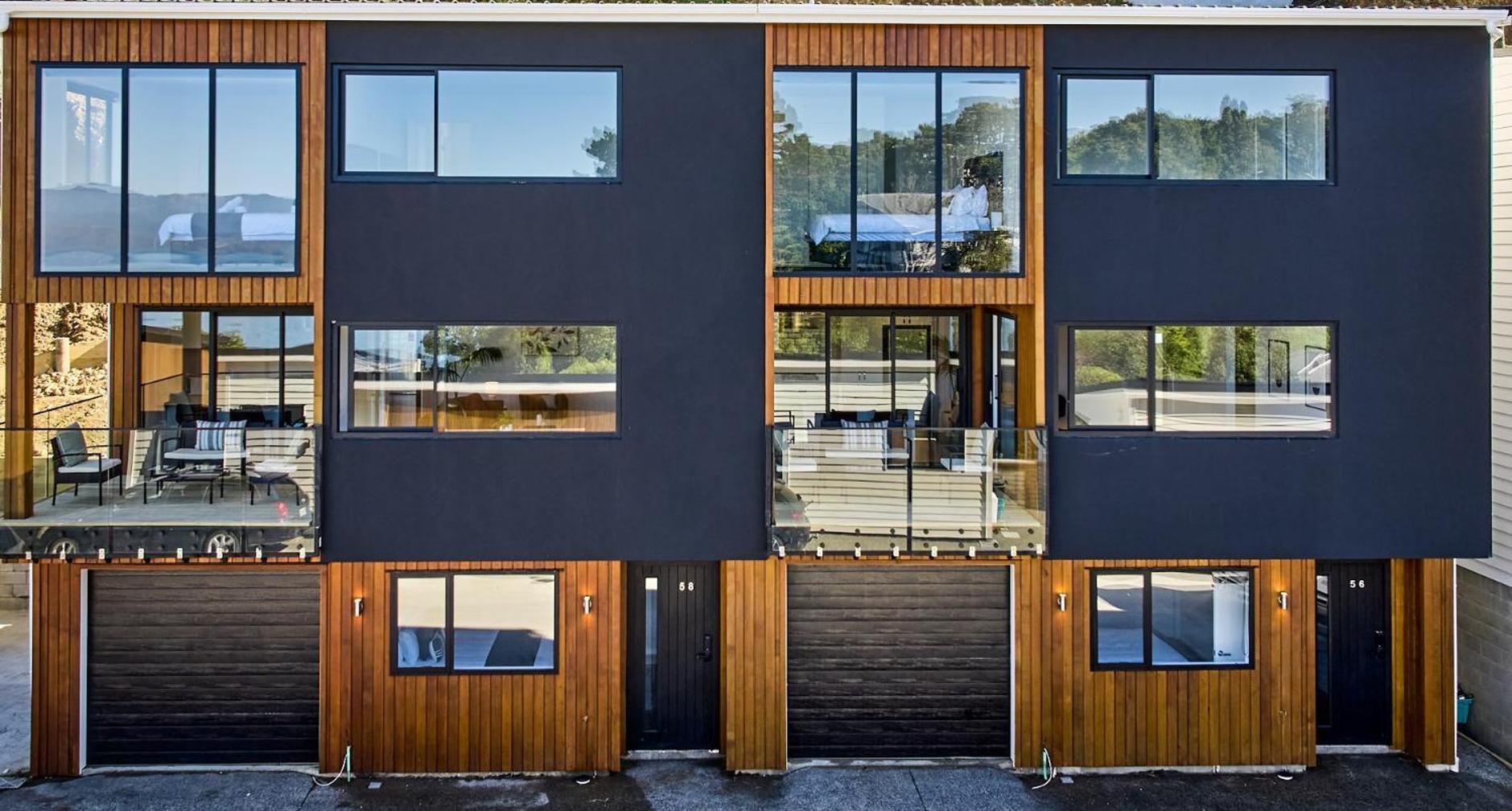 Brand New Townhouse With Ocean Views Wellington