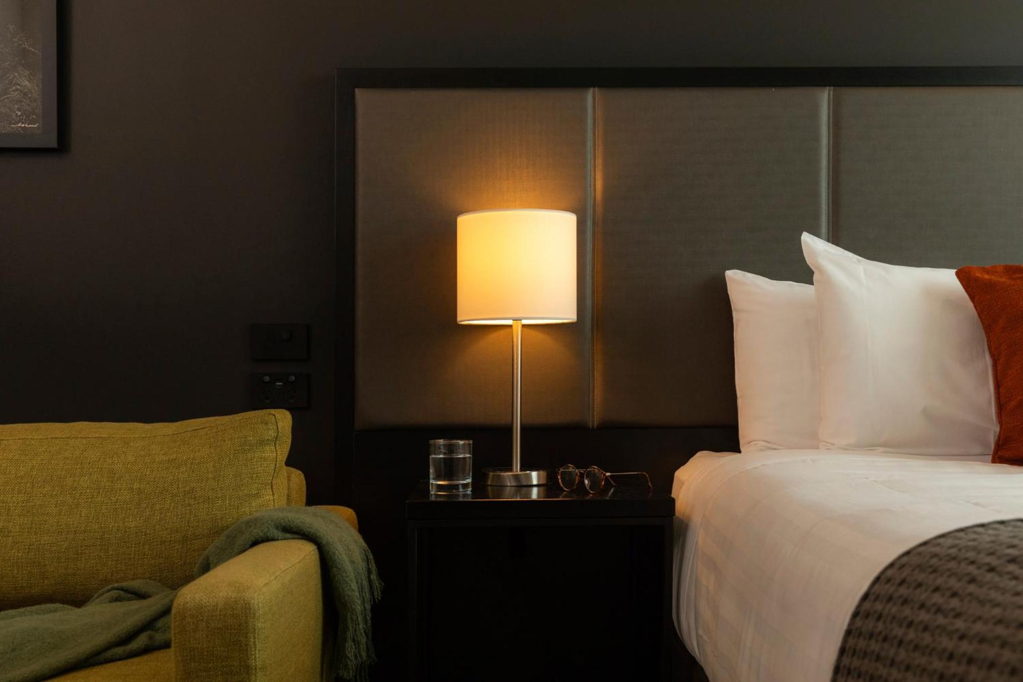 Rydges Airport Hotel 4*